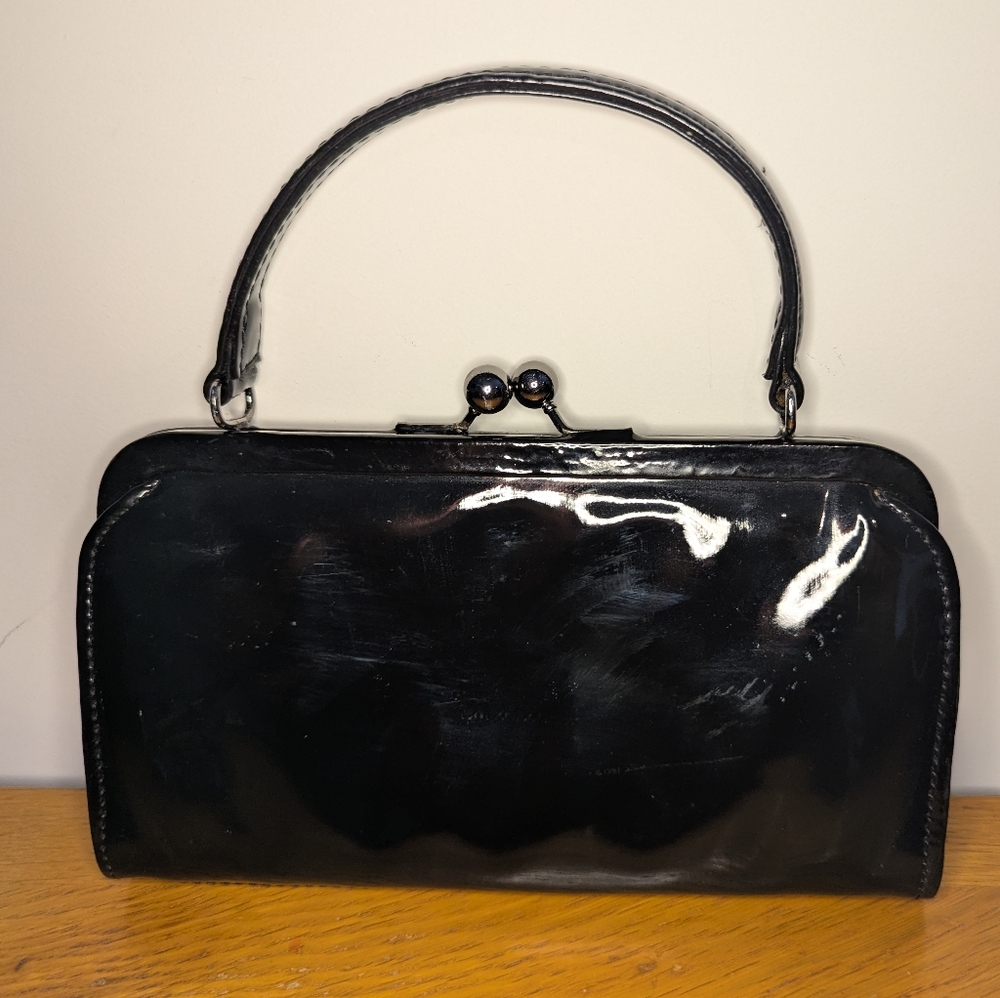 Elegant Black Patent Leather Clutch Bag